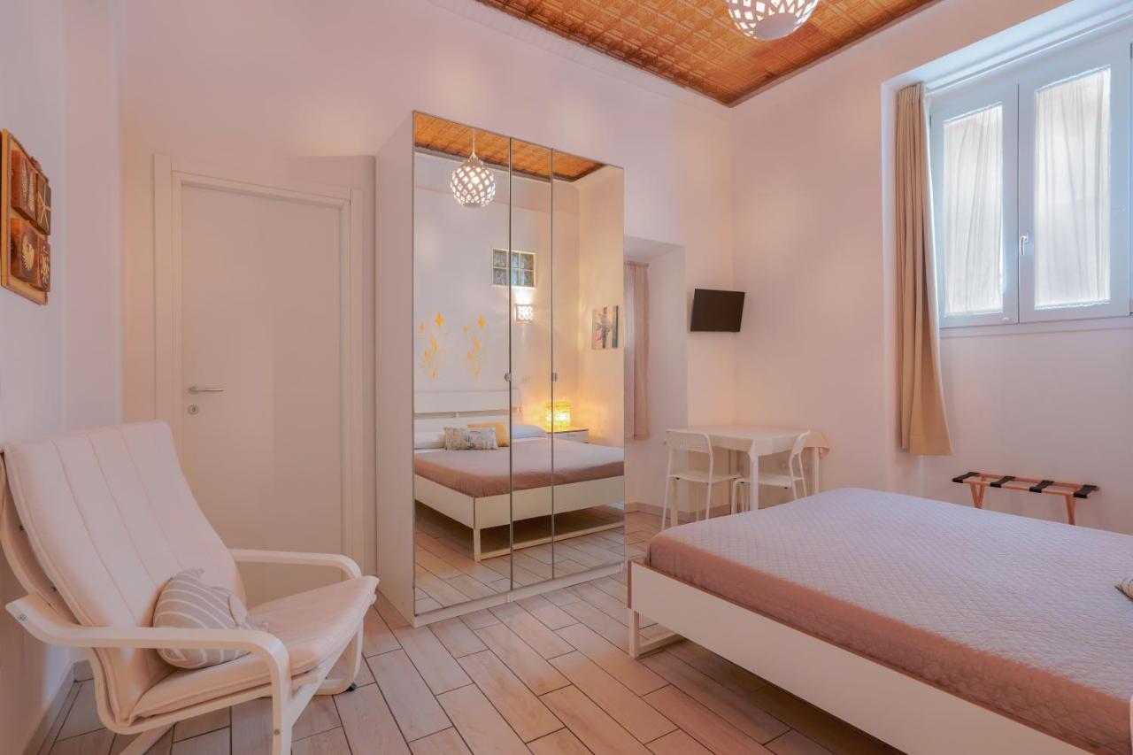 L'Approdo Rooms - Eja Sardinia Cagliari Exterior foto