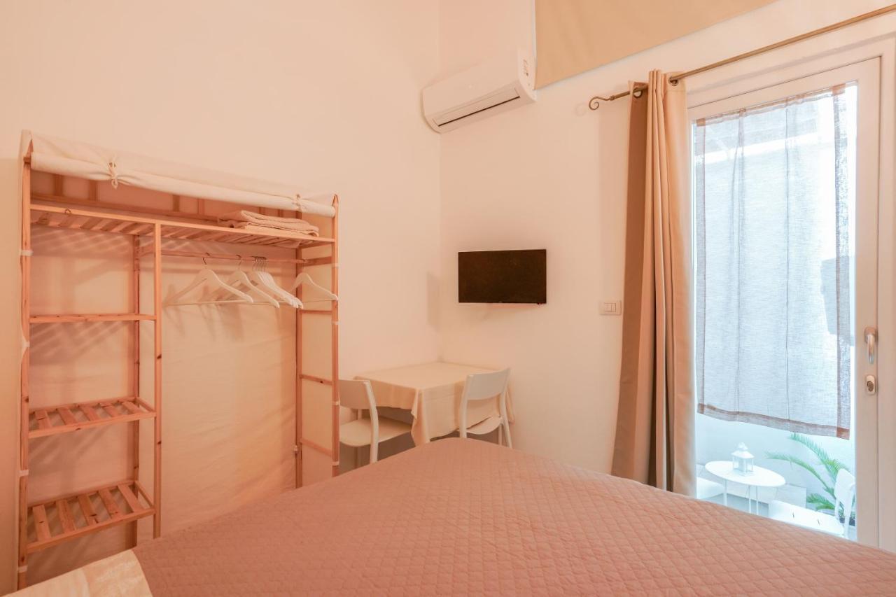L'Approdo Rooms - Eja Sardinia Cagliari Exterior foto